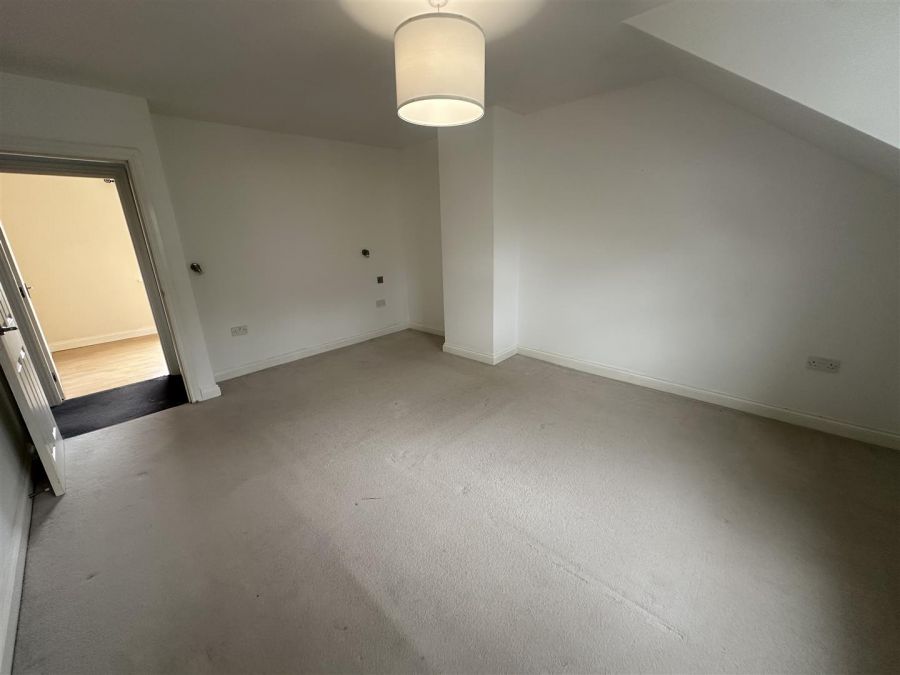 1 Logan Gardens