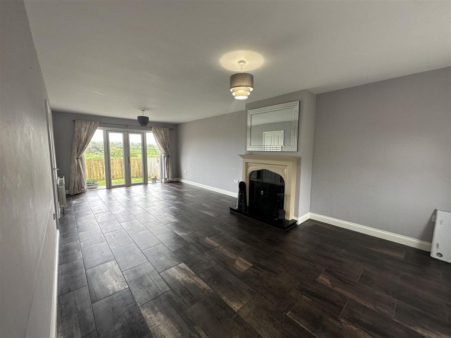 1 Logan Gardens