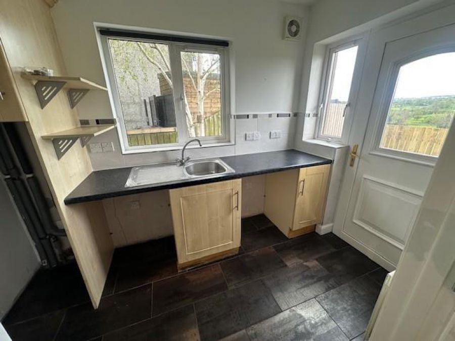 1 Logan Gardens