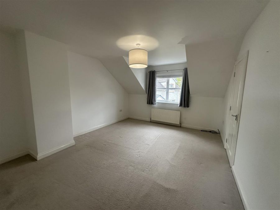 1 Logan Gardens