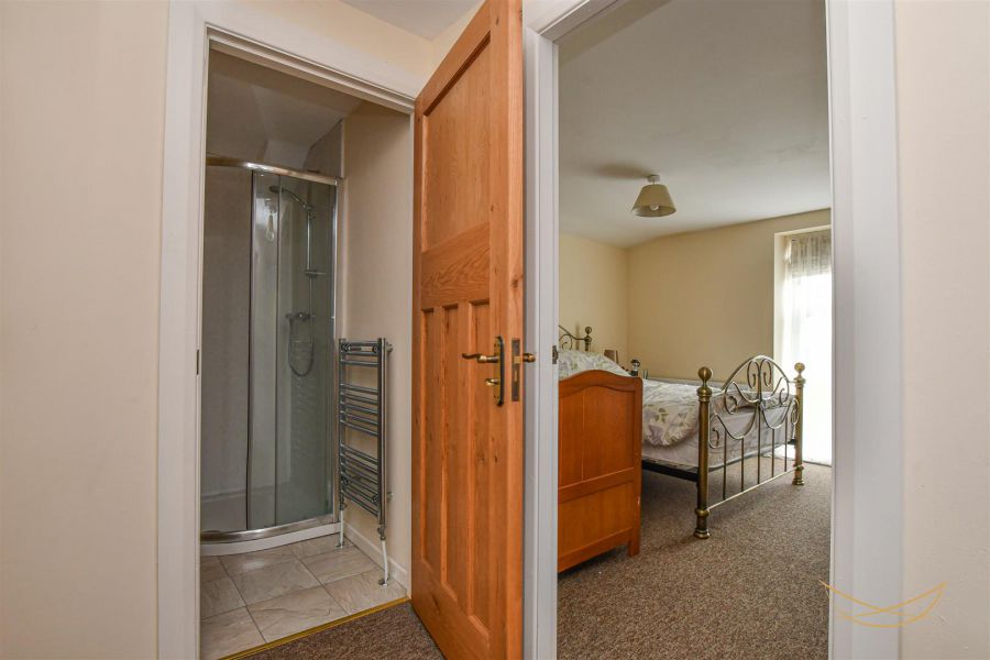 94 Ballyvallagh Road