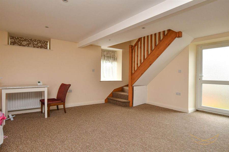 94 Ballyvallagh Road