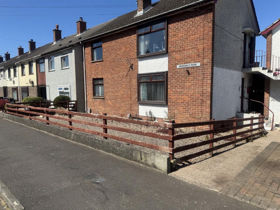 2a Mossvale Park