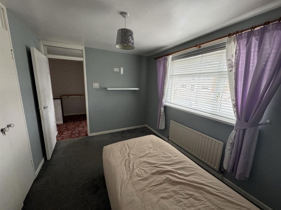 12 Grange Walk