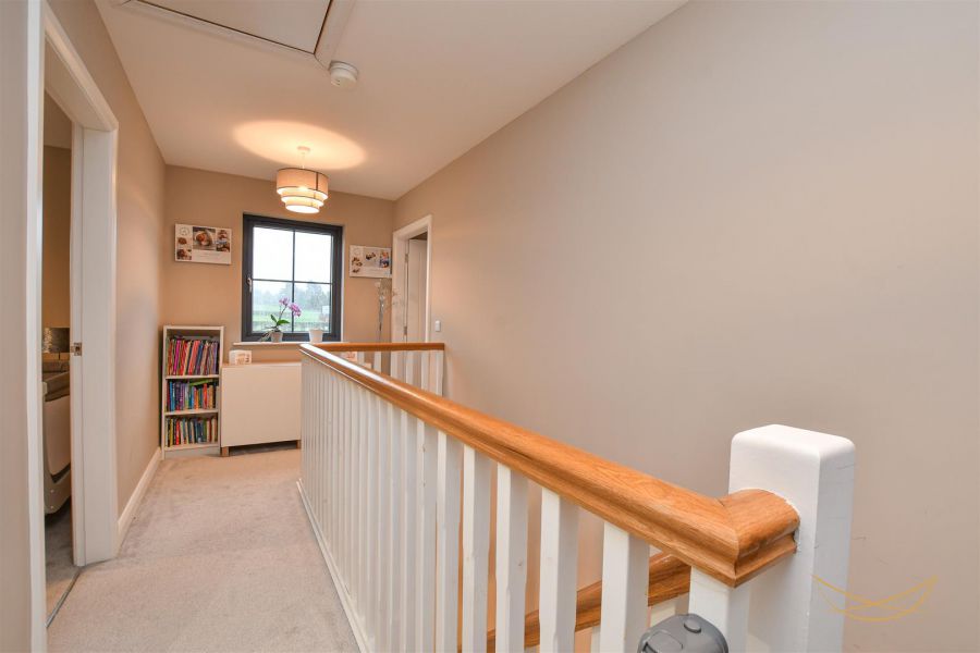 8 Hansons Hall Lane