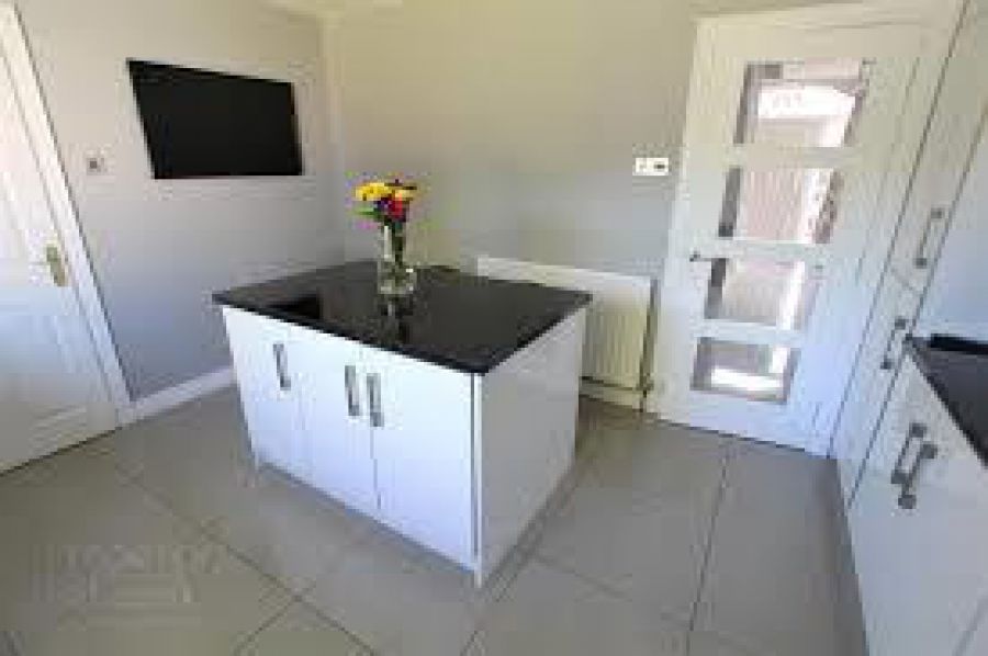 3 Woodcroft Rise