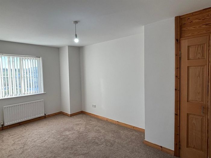 40 Castlebrook Avenue