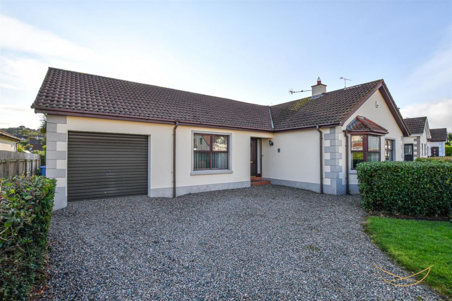 14 Croft Manor