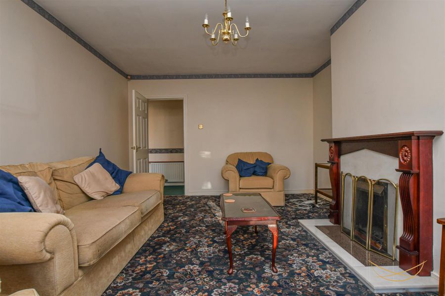 14 Croft Manor