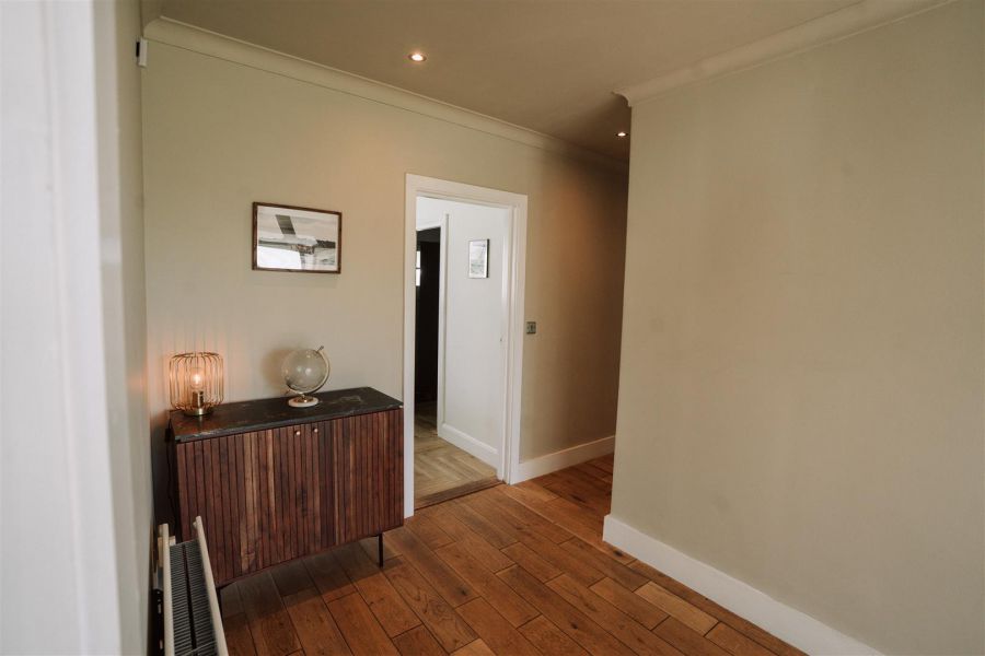 14 Carntall Road