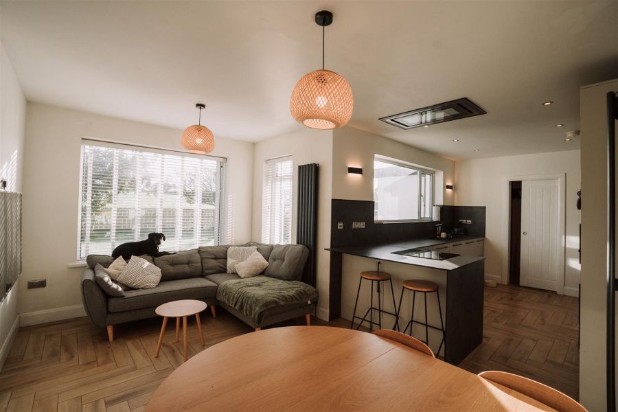 14 Carntall Road