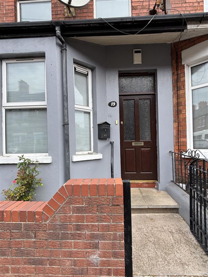 19 Deacon Street