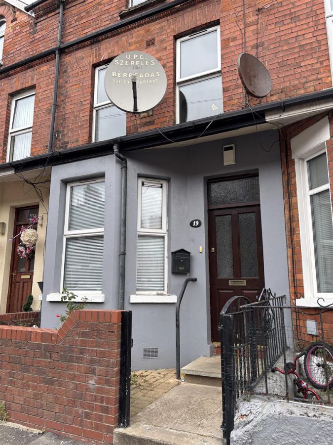 19 Deacon Street