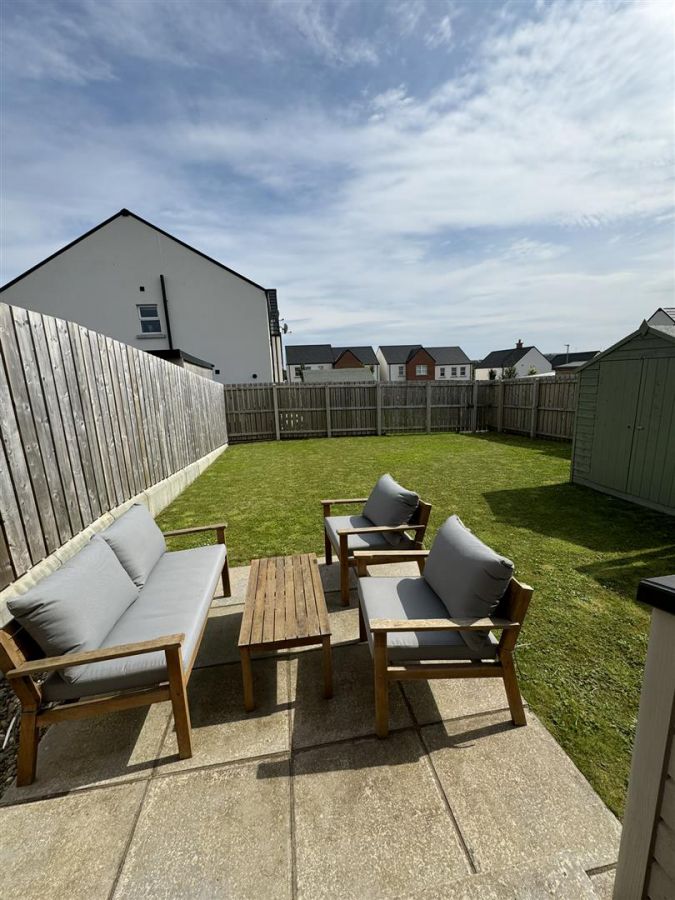 3 Rushfield Place