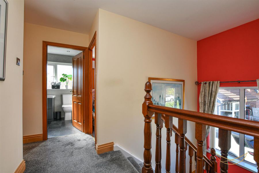 12 Burnet Close