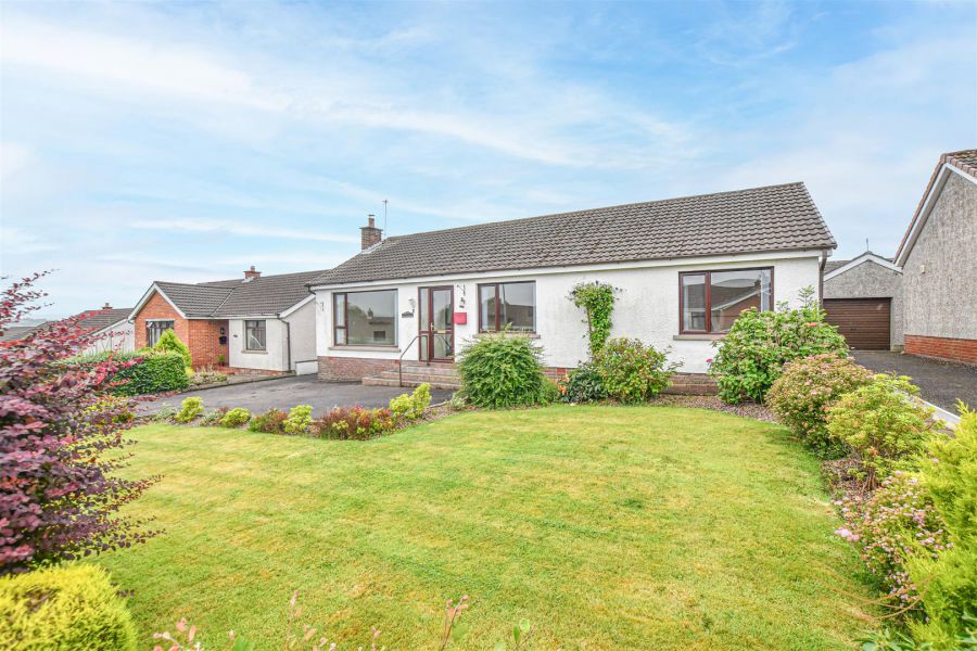 11 Rathmena Park