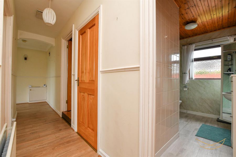 11 Rathmena Park