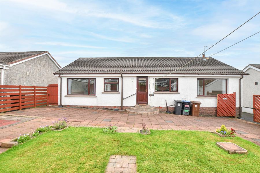 11 Rathmena Park