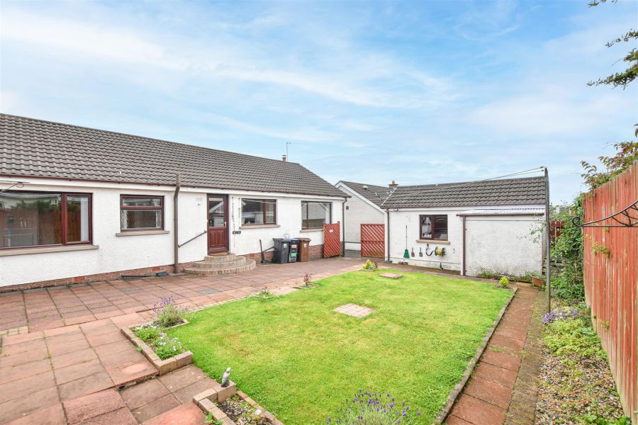 11 Rathmena Park
