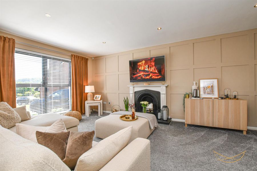 6 Blackthorn Grange