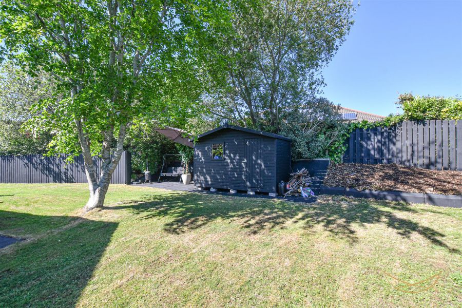 6 Blackthorn Grange