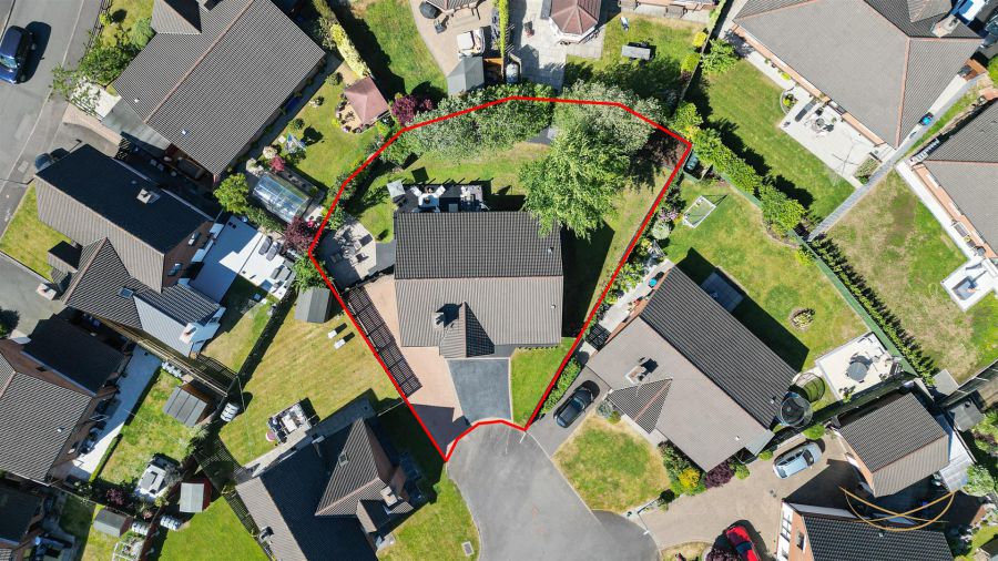 6 Blackthorn Grange
