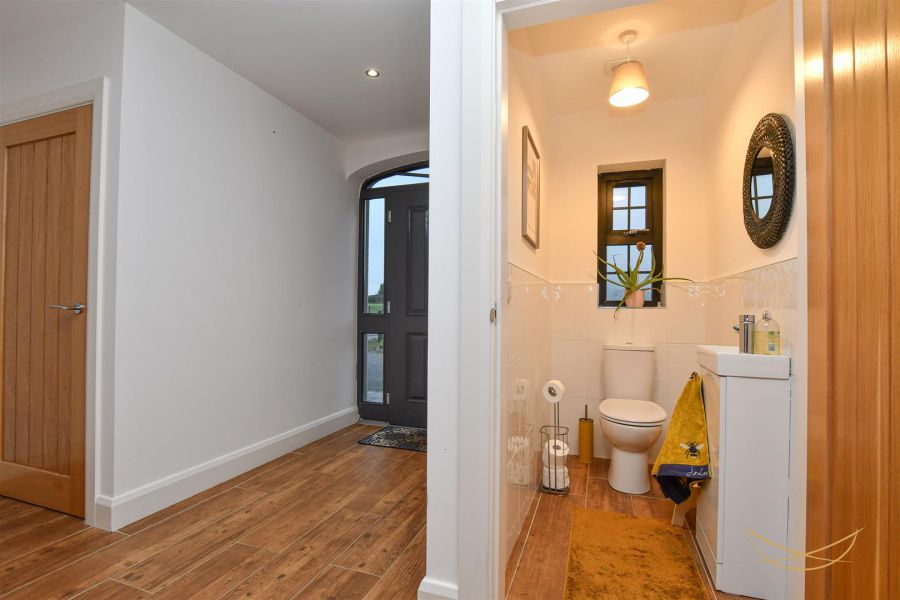 192 Seven Mile Straight