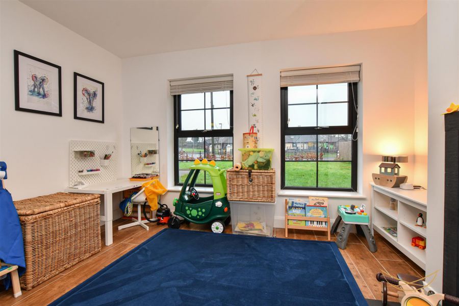 192 Seven Mile Straight