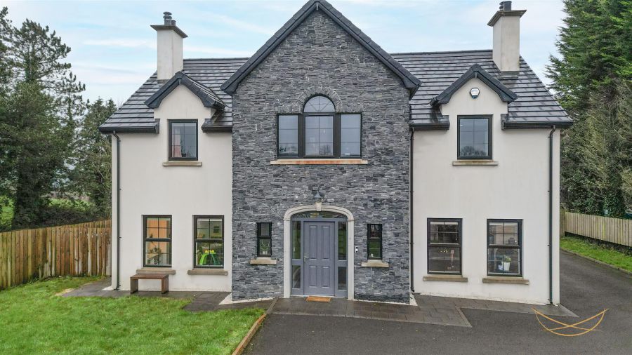 192 Seven Mile Straight