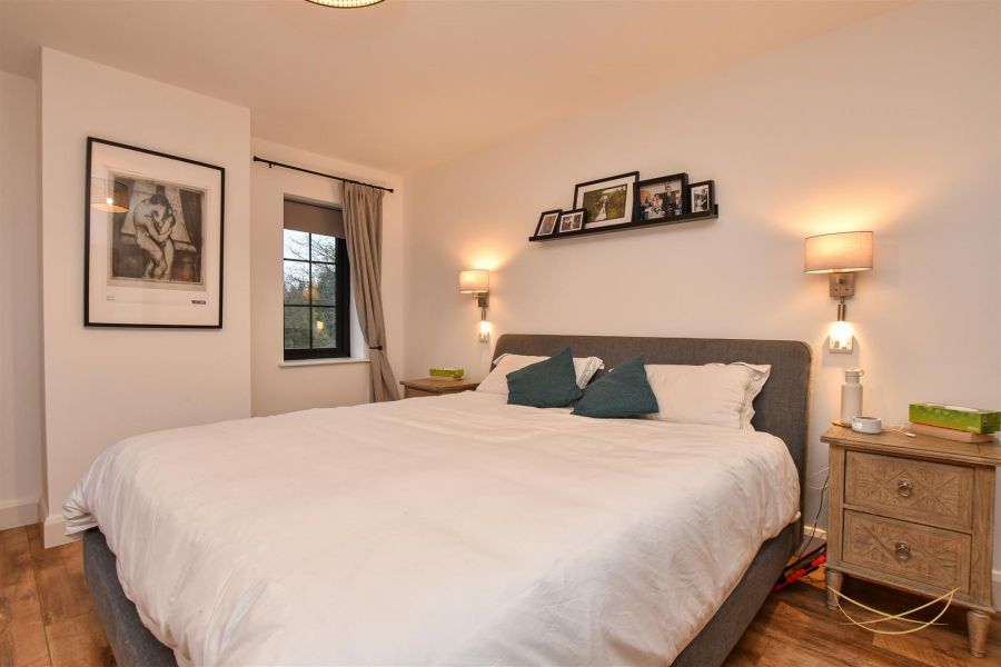 192 Seven Mile Straight