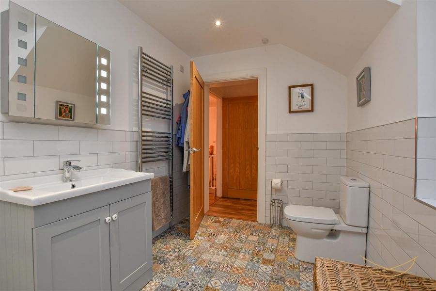 192 Seven Mile Straight