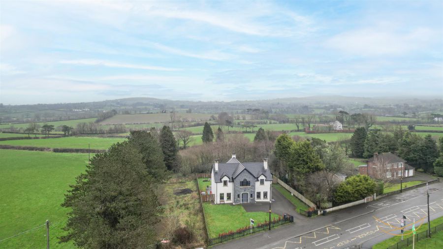 192 Seven Mile Straight