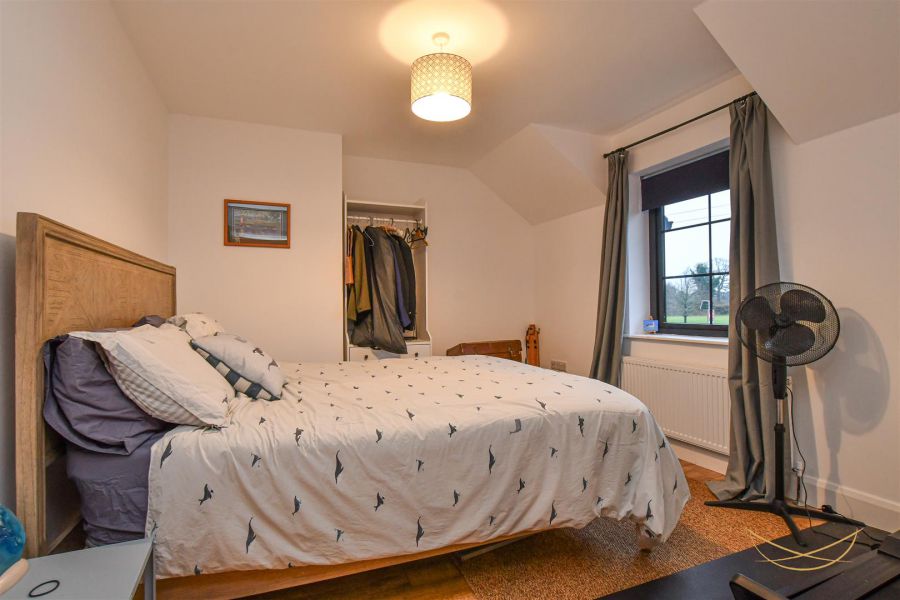 192 Seven Mile Straight