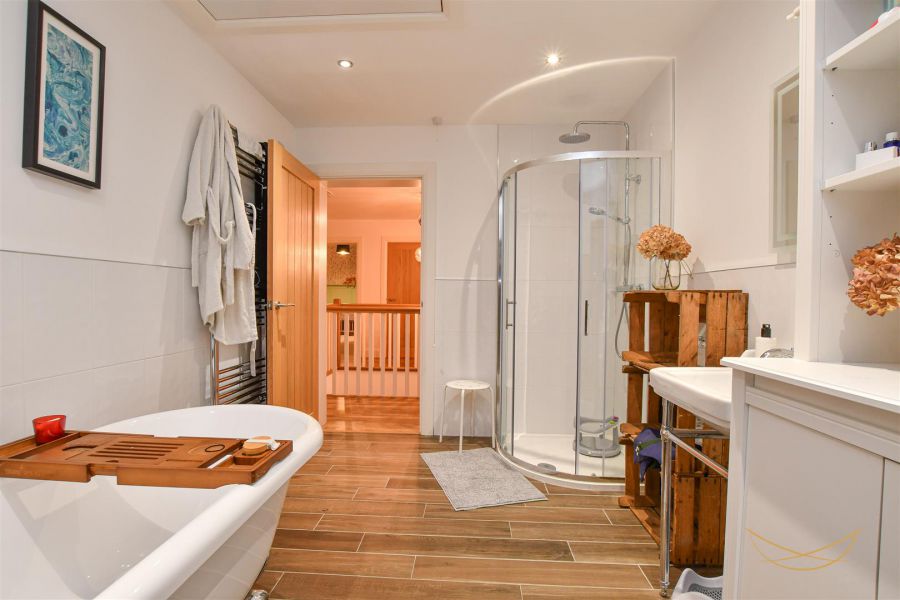 192 Seven Mile Straight