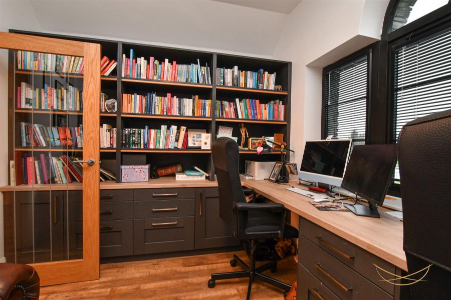 192 Seven Mile Straight