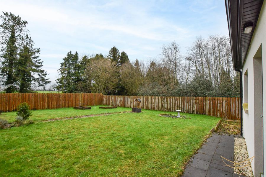 192 Seven Mile Straight