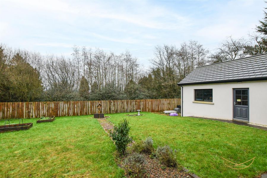 192 Seven Mile Straight