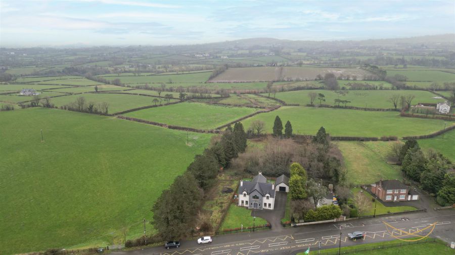 192 Seven Mile Straight