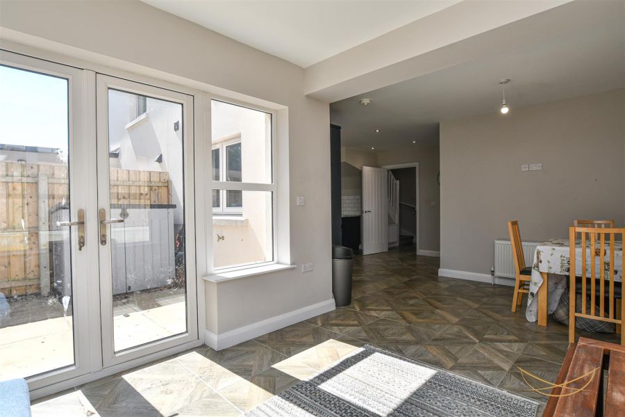 31 Rushfield Place