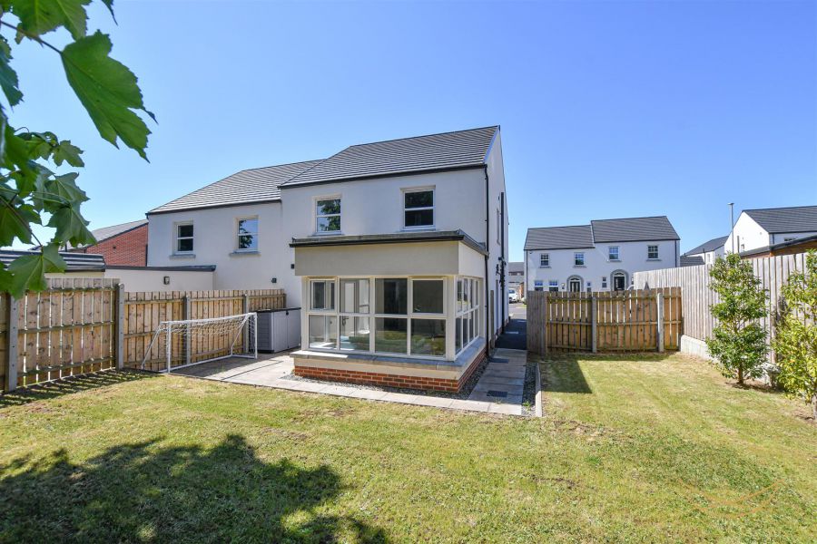 31 Rushfield Place