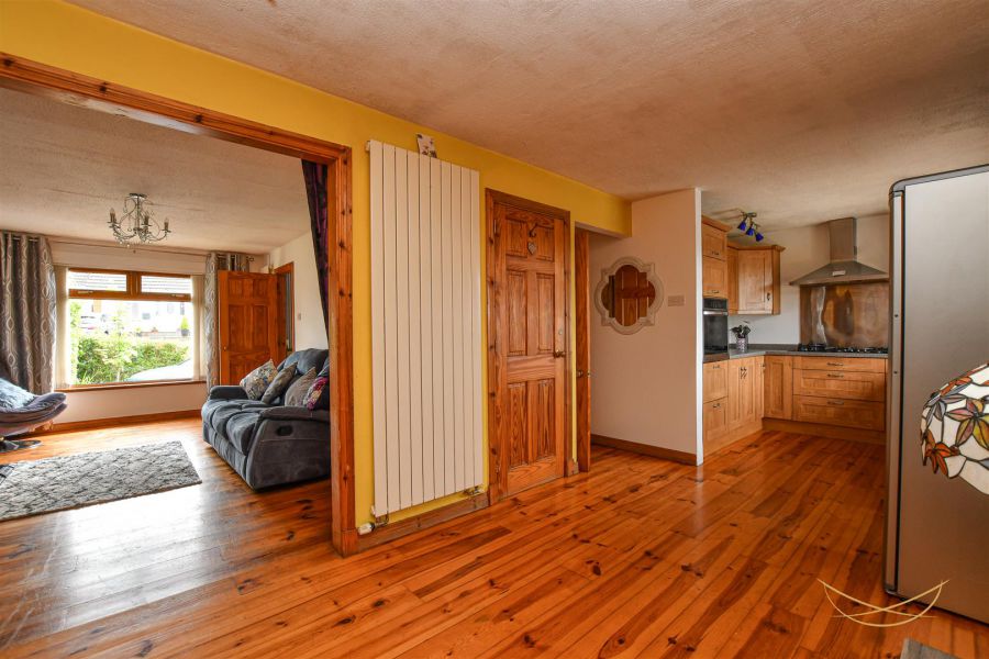 2 Collinview Drive