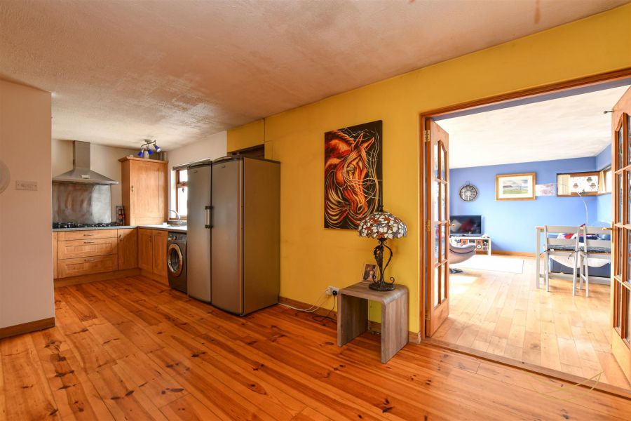 2 Collinview Drive