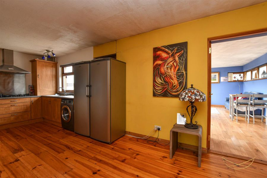 2 Collinview Drive