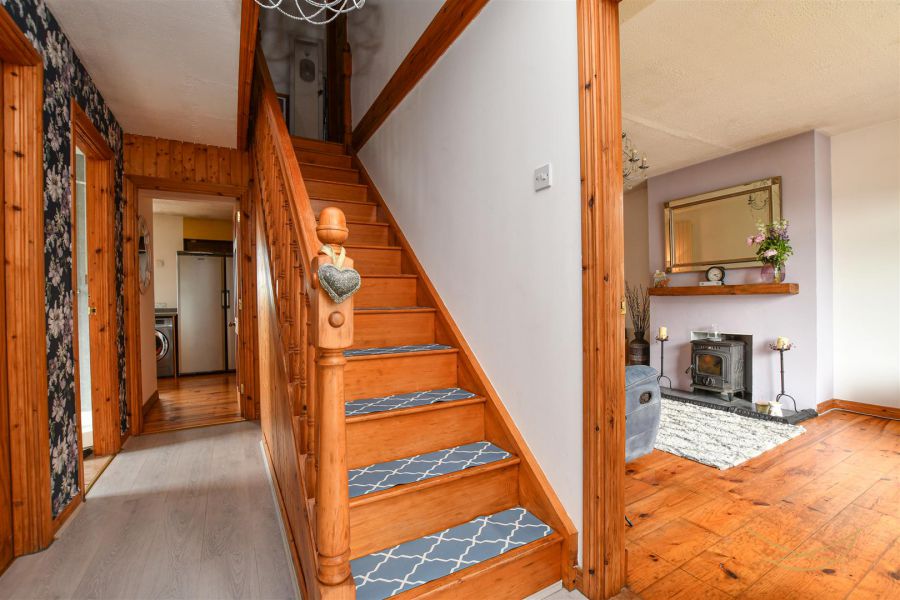 2 Collinview Drive