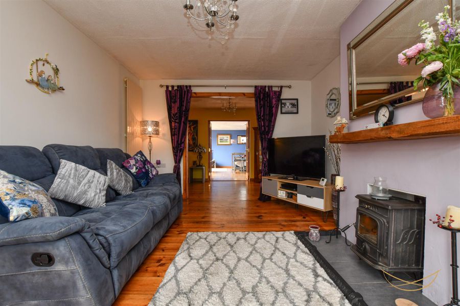 2 Collinview Drive