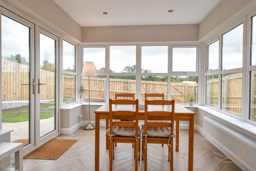 6 Rushfield Drive