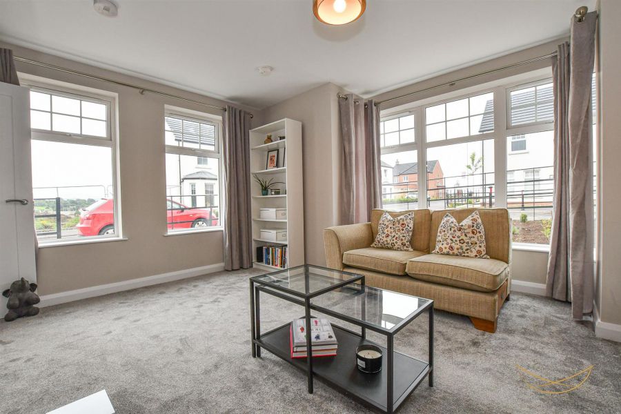 6 Rushfield Drive