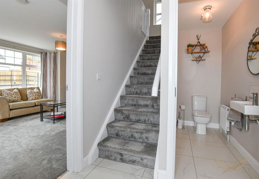 6 Rushfield Drive