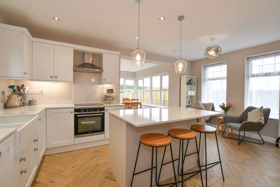 6 Rushfield Drive
