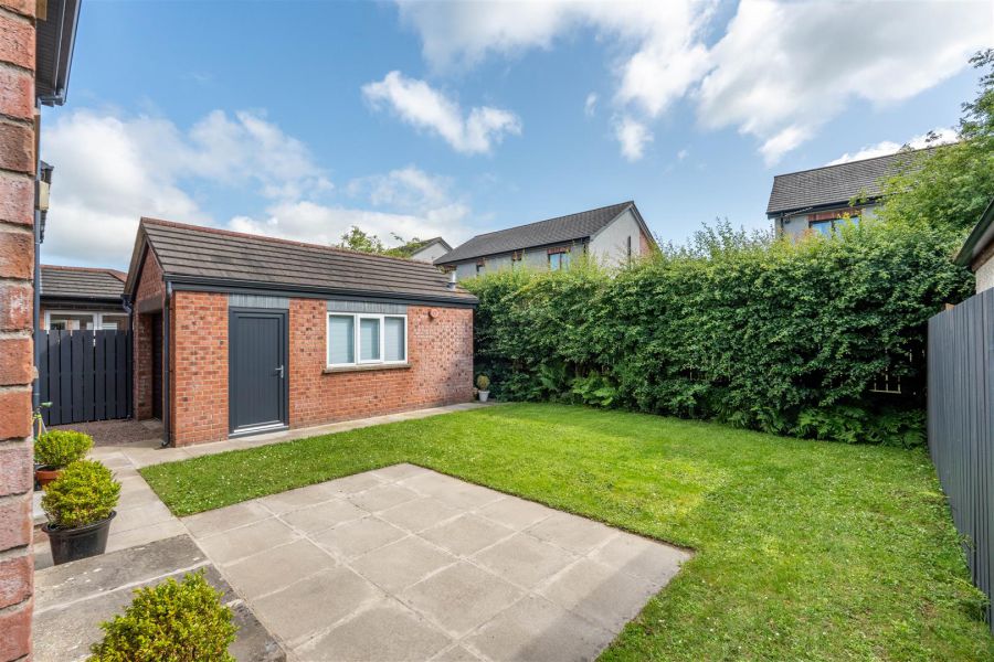 27 Gateside Drive